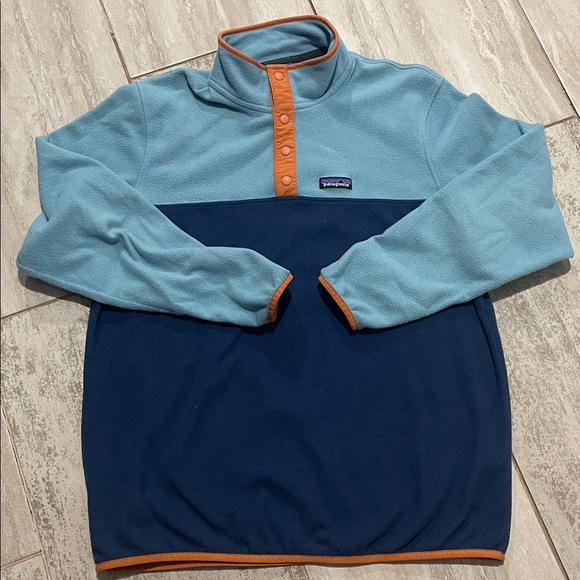 Patagonia Teal and Navy Fleece Pullover - Picture 3 of 4